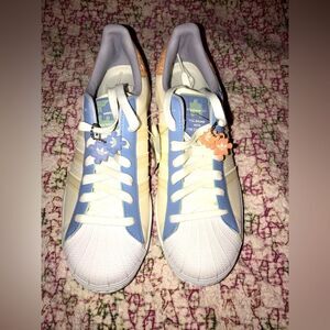 Adidas Originals Superstar Limited Edition Women's Size 8.5 NWT CREAM